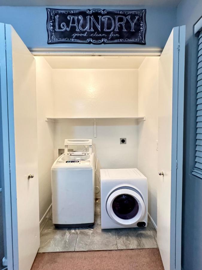 Cozy Private Room With Shared Bathroom Inside A House Phoenix Exterior foto